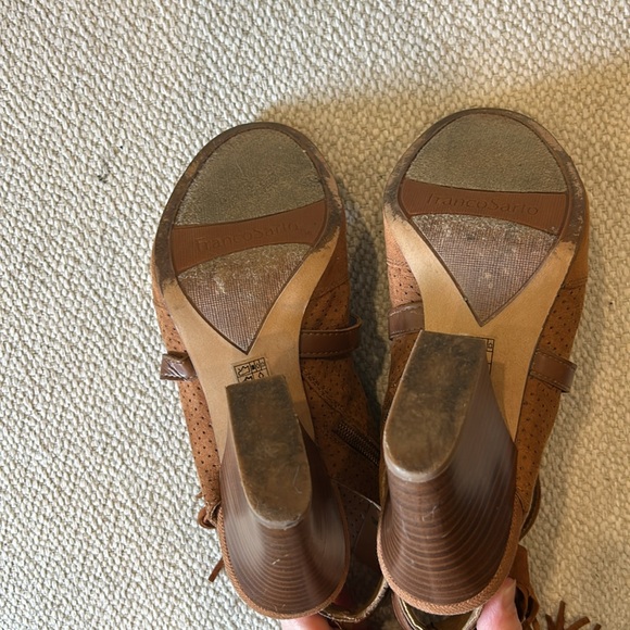 Adorable Tan Suede Ankle Boots - Picture 5 of 6